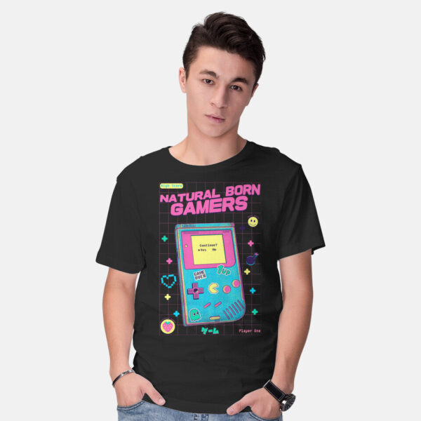 Natural Born Gamers - Image 6