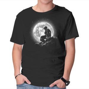 A Moonlight Giant